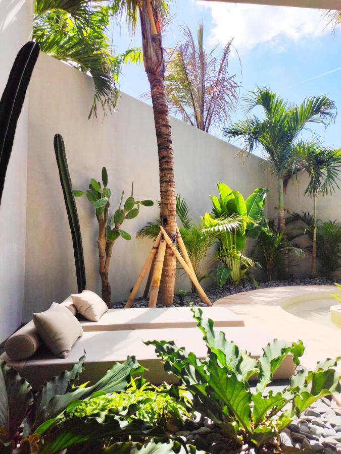 Villa Feh Bali By House Of Winds - Neo Tropical Eden Near Canggu Kerobokan  Luaran gambar